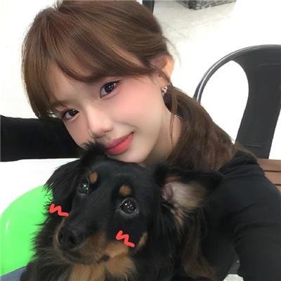 不易亲近的姐姐和狡猾的妹妹